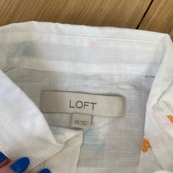 Embroidered cover up summer light gauzy button down Loft blouse size xs - Picture 3 of 4